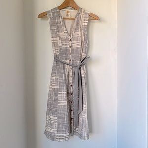 Anthropologie Maeve gray and light pink sleeveless button dress, size 2